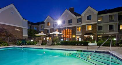 Accessible 1BR Suite w/ Kitchen | Free Breakfast!