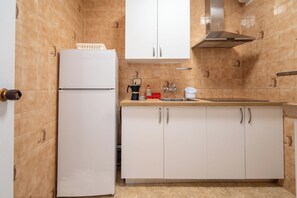 Private kitchen - Apartment San Pedro, Los Cuarteros, 5 min. from the beach (Los Cuarteros)