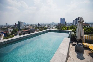 Pool - OH | Amazing Loft Roma Nte w/ AC balcony & rooftop (Mexico City)