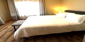 WiFi, bed sheets