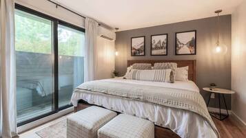 3 bedrooms, iron/ironing board, travel crib, WiFi