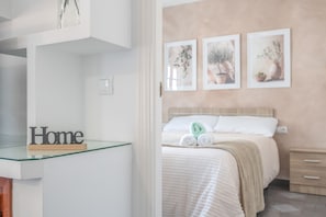 1 chambre, fer et planche à repasser, Wi-Fi, draps fournis
