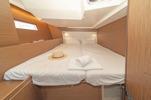 5 bedrooms