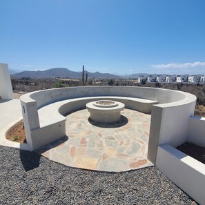 Terrace/patio - BRIGHT & COZY 1 KING SIZE BDRM CASITA WITH QUEEN SLEEPER IN LOVELY EL PESCADERO (El Pescadero)