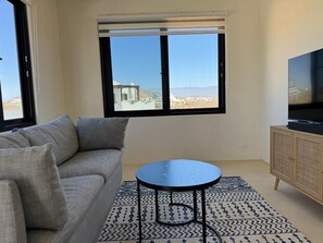 Smart TV - BRIGHT & COZY 1 KING SIZE BDRM CASITA WITH QUEEN SLEEPER IN LOVELY EL PESCADERO (El Pescadero)