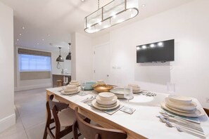 Dining - Prime Kensington Private Townhouse-Central London (London)