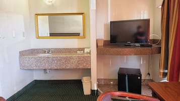 Suite, 1 King Bed | Bathroom