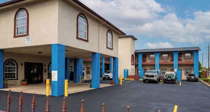 Airport Inn & Suites South Padre Island I 37