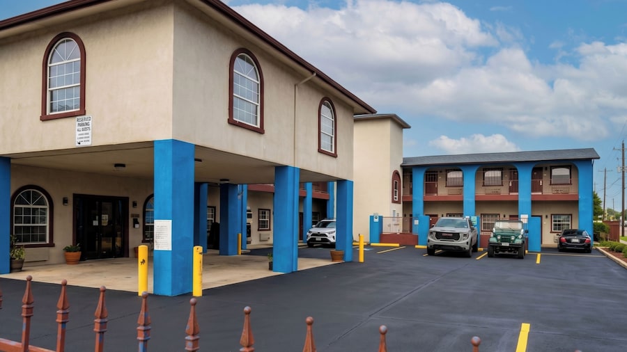 Airport Inn & Suites South Padre Island I 37