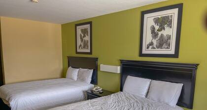 Deluxe Inn & Suites Corpus Christi I 37