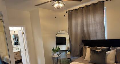 Cozy 1BR Suite w/ Private Yard + Fully Furnished All Utilities
