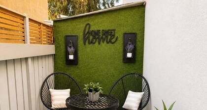Cozy 1BR Suite w/ Private Yard + Fully Furnished All Utilities