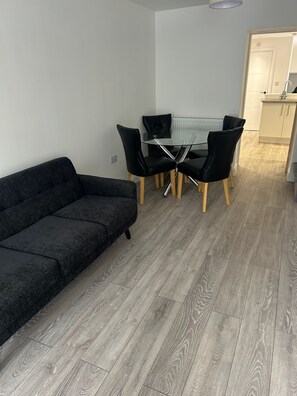 Hus, 2 soverom | Spiseområde