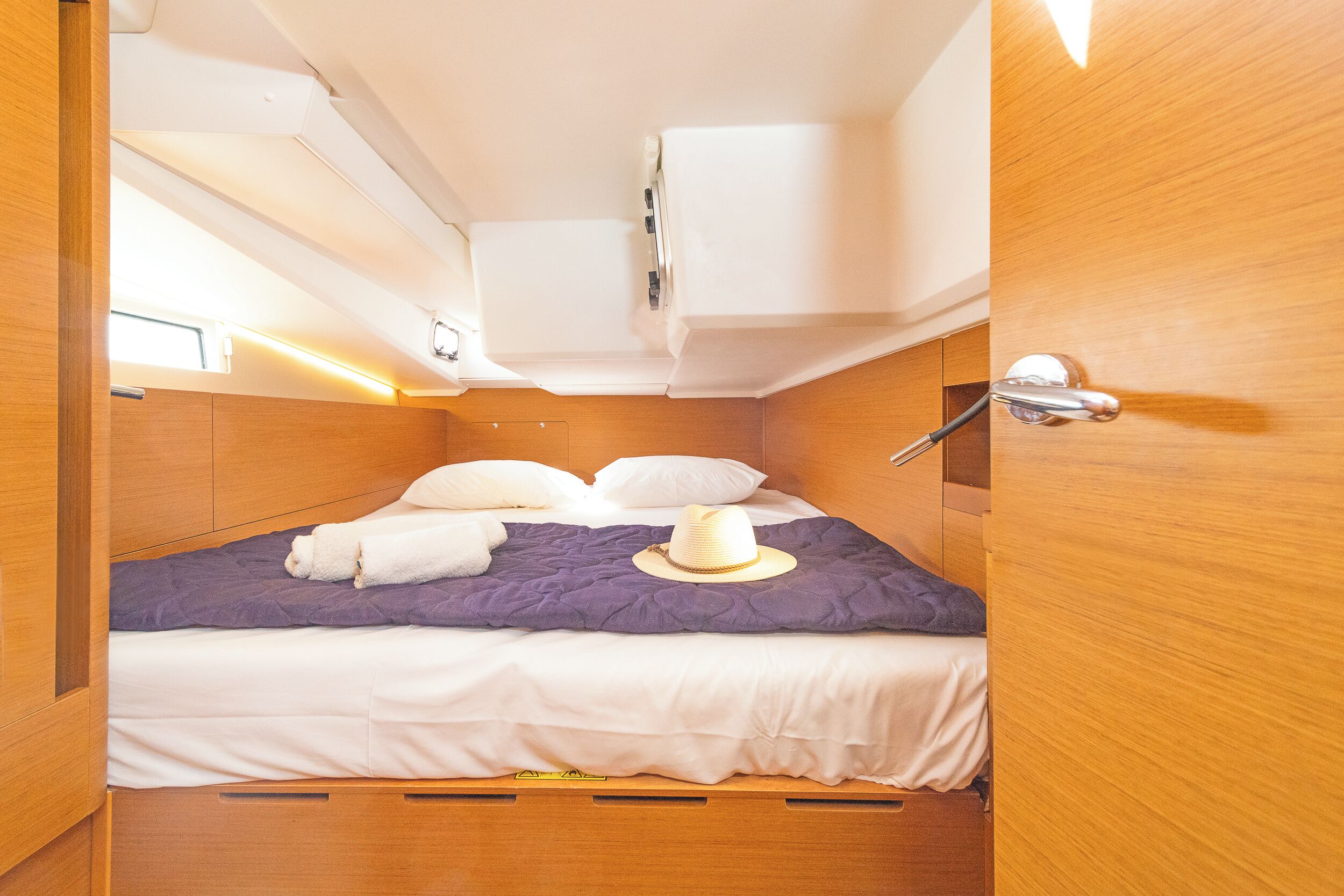 4 bedrooms, in-room safe, iron/ironing board