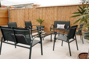 Terrace/patio - Cocooning gîte 12 pers • Wellness & massages (Lestrem)