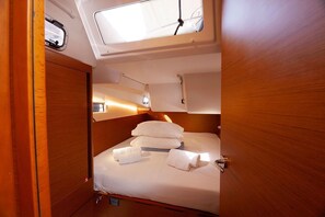 5 bedrooms