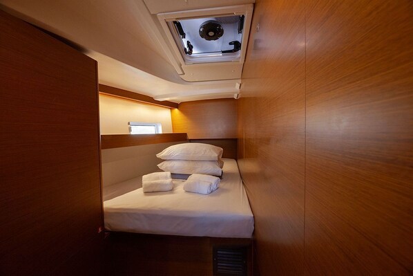 5 bedrooms