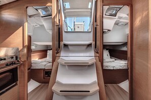2 bedrooms, in-room safe