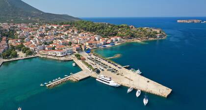 Sun-Kissed Sailing Adventure in Pylos, Peloponeso