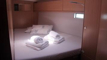 3 chambres, coffres-forts dans les chambres