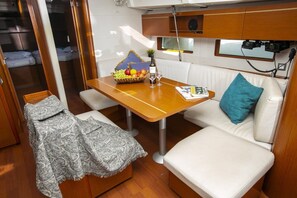 Dining - Sun-Kissed Sailing Adventure in Islas Sarónicas (Alimos)