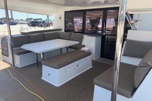 Outdoor dining - Sun-Kissed Sailing Adventure in the Saronic Islands (Elliniko)