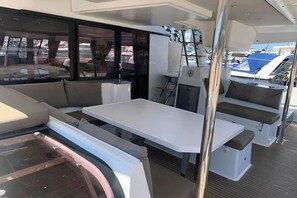 Outdoor dining - Sun-Kissed Sailing Adventure in the Saronic Islands (Elliniko)