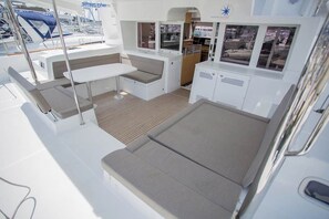 Outdoor dining - Sun-Kissed Sailing Adventure in the Saronic Islands (Elliniko)