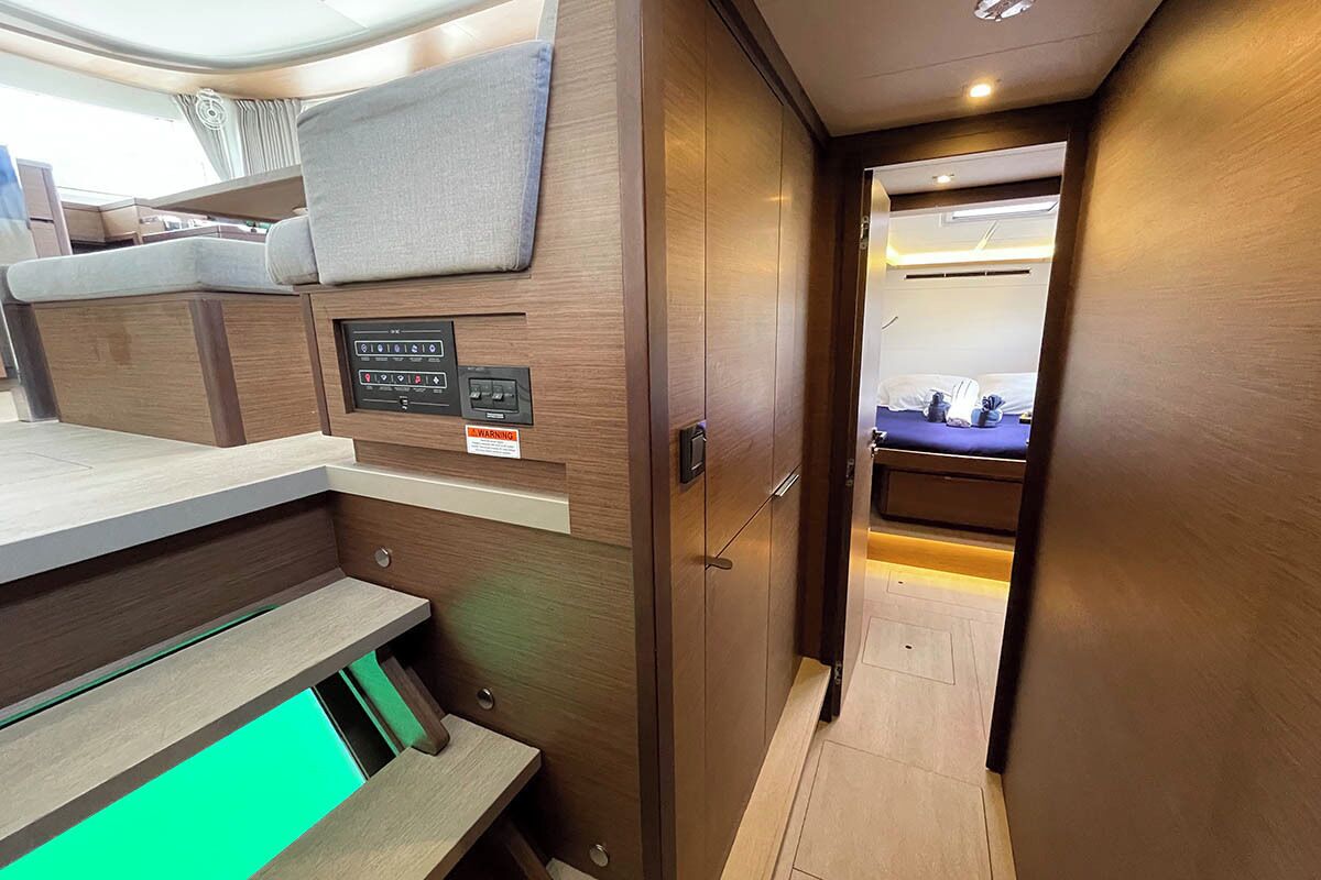 4 bedrooms, in-room safe