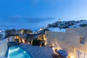 Pool - Cortile delle Stelle (Emporio)