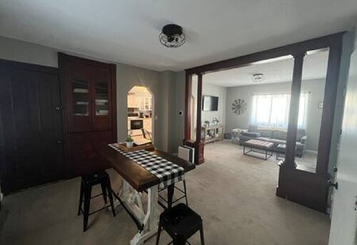 Vacation home in Fountain City, steps from Mississippi River