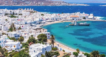 Sun-Kissed Sailing Adventure in Islas Cícladas, Mykonos