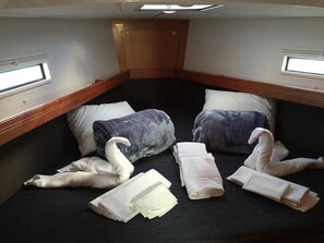 2 bedrooms, in-room safe - Sun-kissed Sailing Adventure in the Ionian Islands (Preveza)