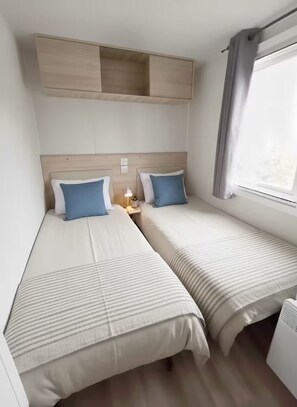 Room - 5* 2025 - Siblu La Réserve sleeps 8, 2 bathrooms (Gastes)