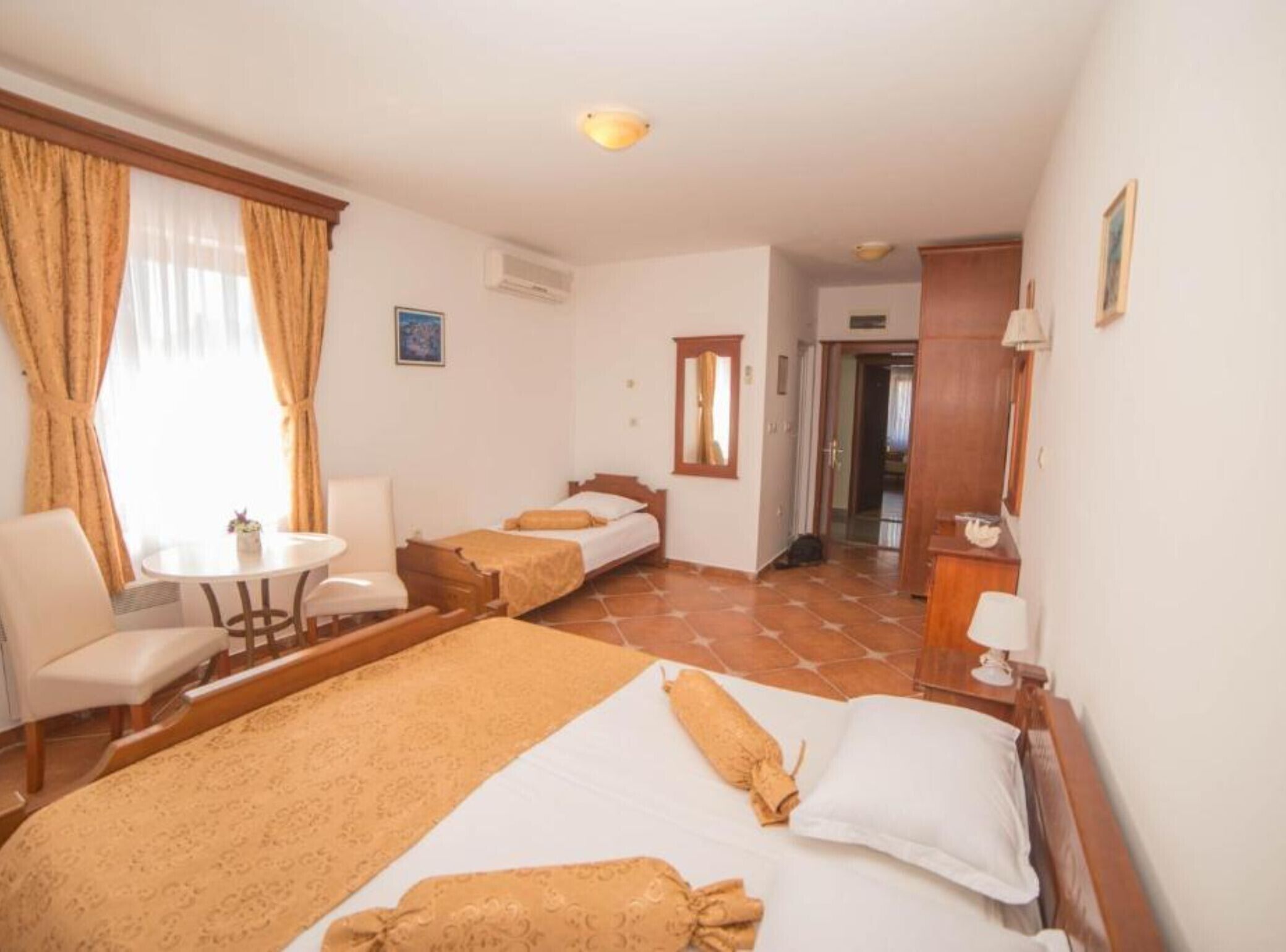 1 bedroom, Internet, bed sheets