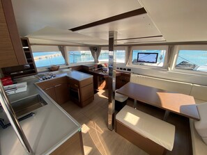 Private kitchen - Sun-Kissed Sailing Adventure in the Ionian Islands, Lefkada (Lefkada)