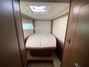 4 bedrooms - Sun-Kissed Sailing Adventure in the Ionian Islands, Lefkada (Lefkada)
