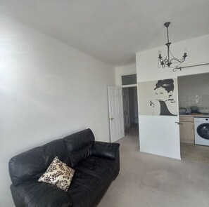 Living area - Welcome to Highland Village 
We’re delighted to host you! (London)