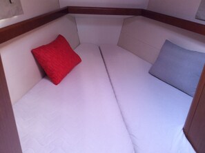 3 bedrooms - Sun-Kissed Sailing Adventure in Islas Sarónicas (Alimos)