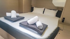 5 bedrooms, iron/ironing board - Sun-Kissed Sailing Adventure in Islas Cícladas, Mykonos (Mikonos)