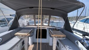 Outdoor dining - Sun-Kissed Sailing Adventure in the Saronic Islands (Laurium)
