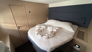 5 camere
