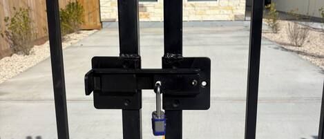 Enceinte de l’hébergement