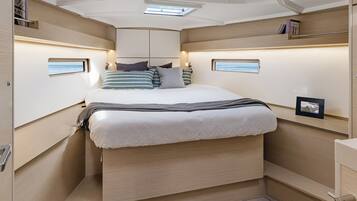 3 bedrooms, in-room safe