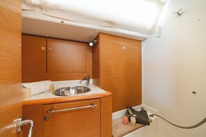 Shower - Sun-Kissed Sailing Adventure in the Saronic Islands (Laurium)