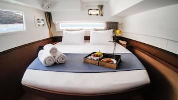 4 bedrooms, in-room safe