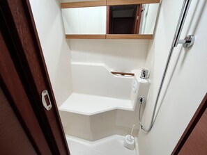 Shower - Sun-Kissed Sailing Adventure in the Ionian Islands, Lefkada (Lefkada)