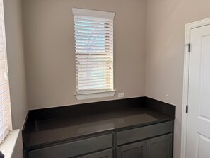 Interior - Creekside Haven in East Austin (Austin)