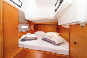 5 bedrooms