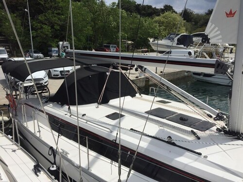 Sun-Kissed Sailing Adventure in Islas Esporadas